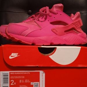 Nike Huarache Run Sneakers, Kid Size 2y, Color Pink